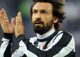 爱游戏下载爱游戏-温情重逢！火箭社媒捕捉申京与旧将戈登赛前热聊瞬间，引发球迷回忆潮