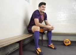 爱游戏下载爱游戏-从南伦敦少年到水晶宫传奇🥹我们的队长格伊在此留下告别