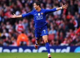 ayx：诺曼底报披露日本国脚濑古步梦引欧洲多家豪门俱乐部密切考察