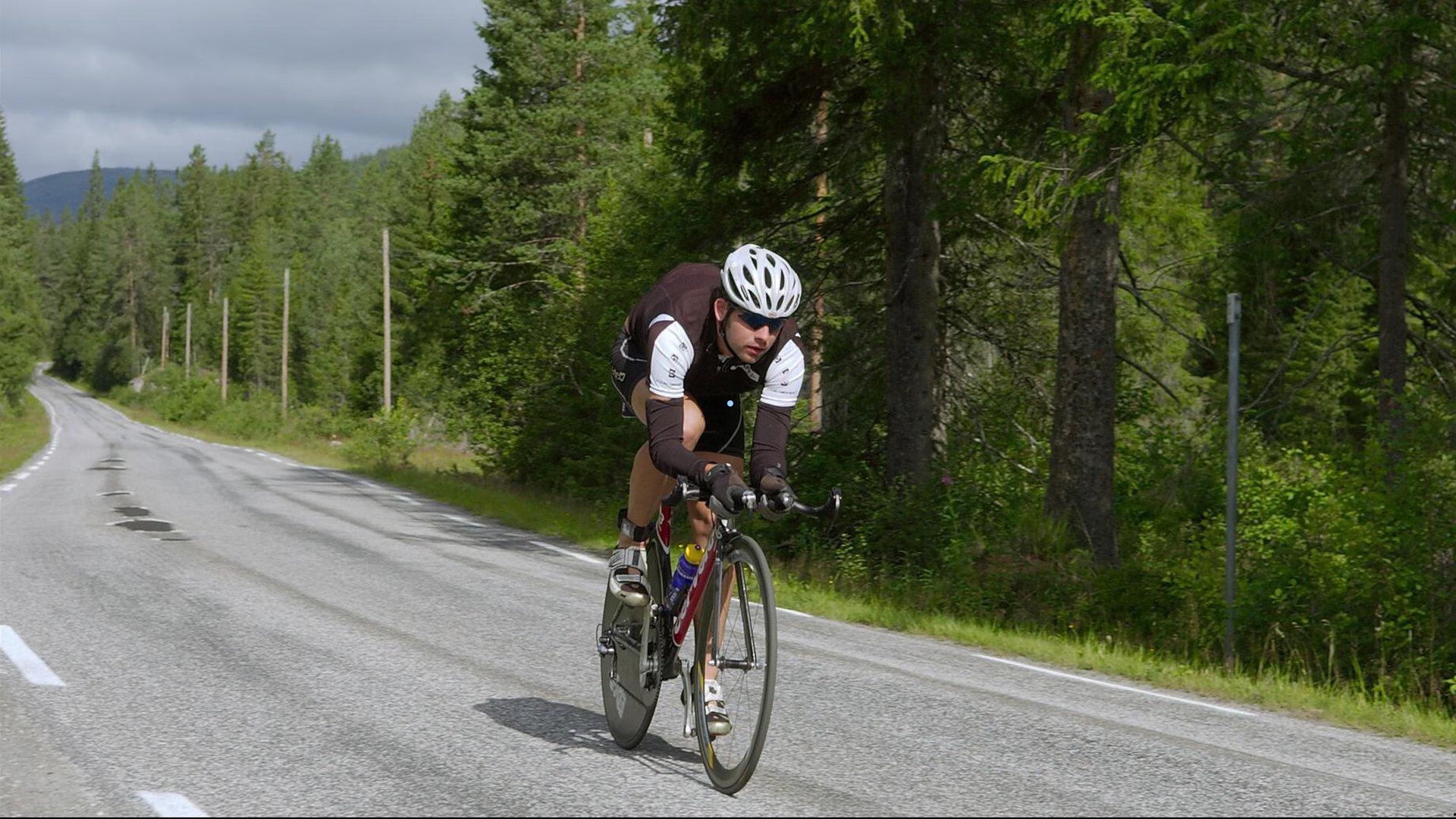 勒布朗·詹姆斯淡然回应保罗与快船风波，专注当下，无关往事